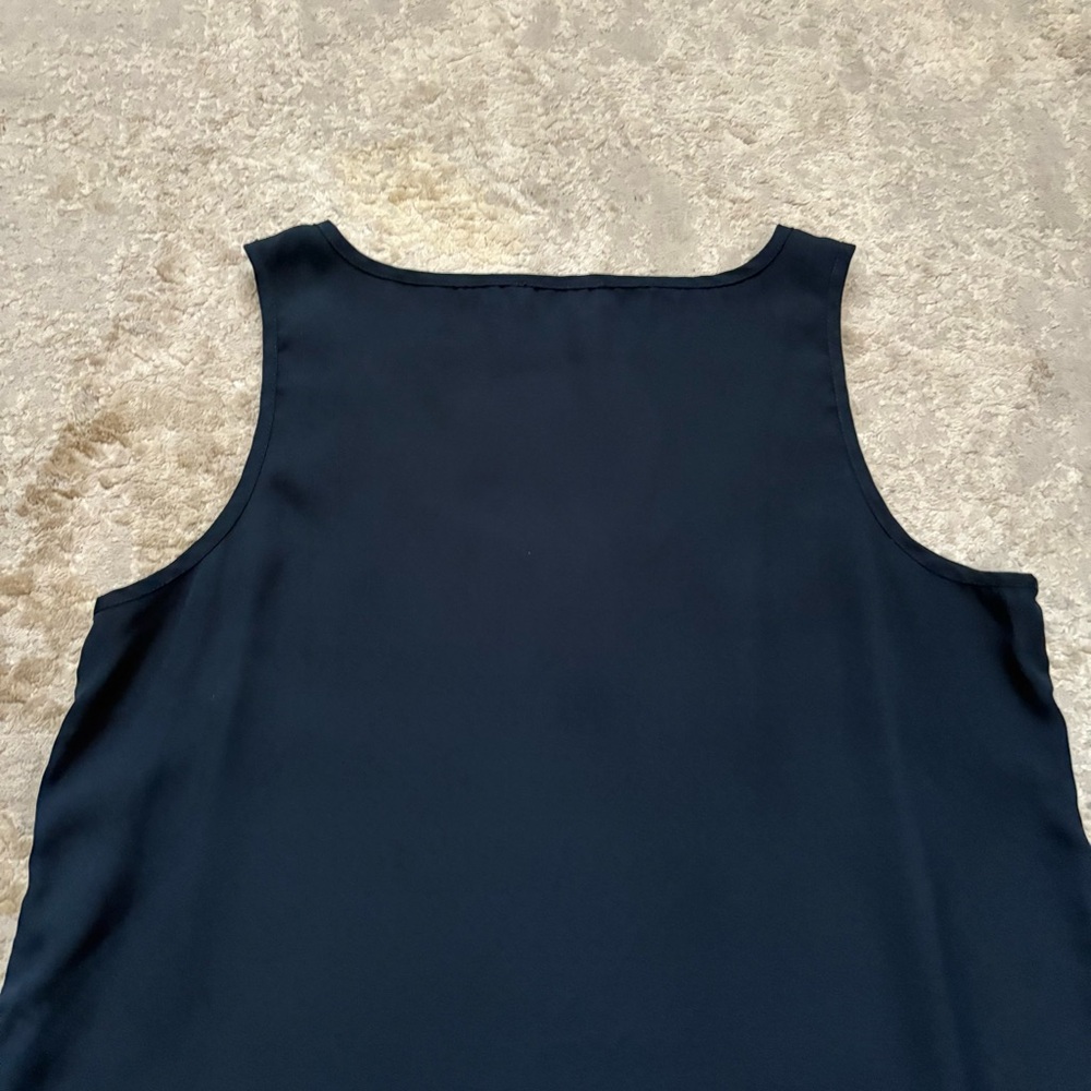 Ricki’s Navy Blue Sleeveless Tank Blouse With Rounded Hem Size Small - Picture 8 of 8